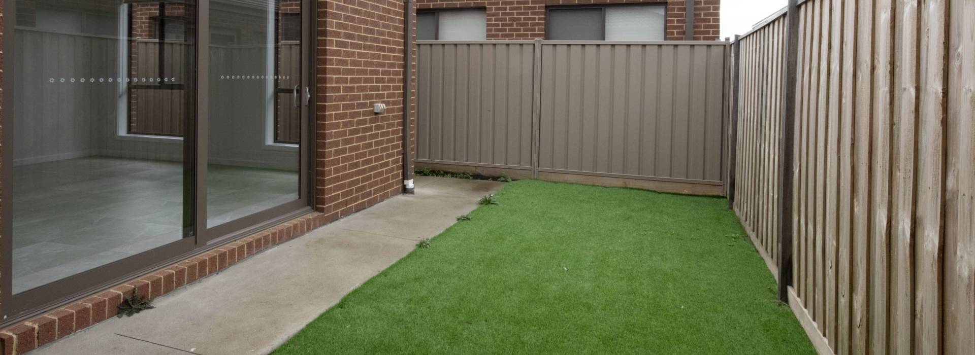 12 Sprinter Way, WINTER VALLEY, VIC 3358 AUS