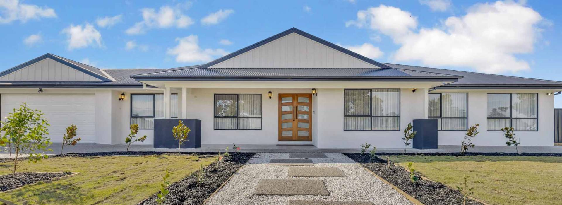 11 parrawang crescent, CARDIGAN, VIC 3352 AUS