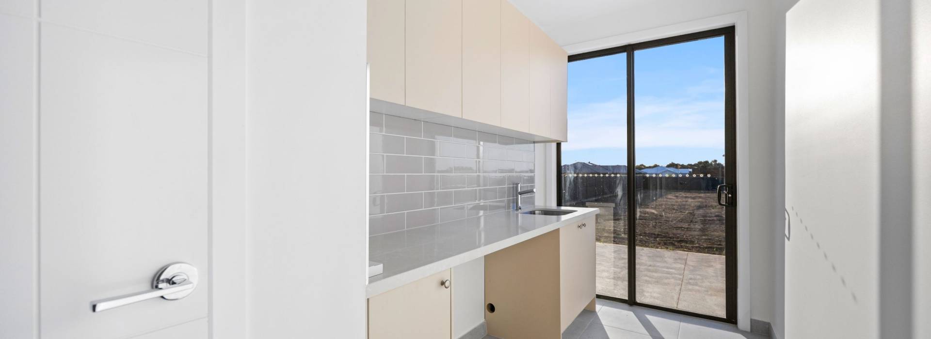 17 LANCEWOOD STREET, CARDIGAN, VIC 3352 AUS